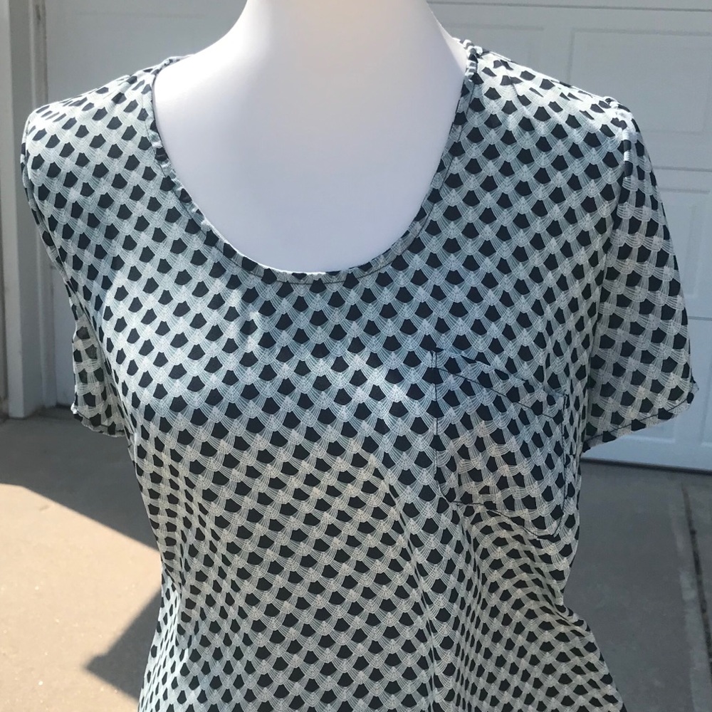 Noir top size small